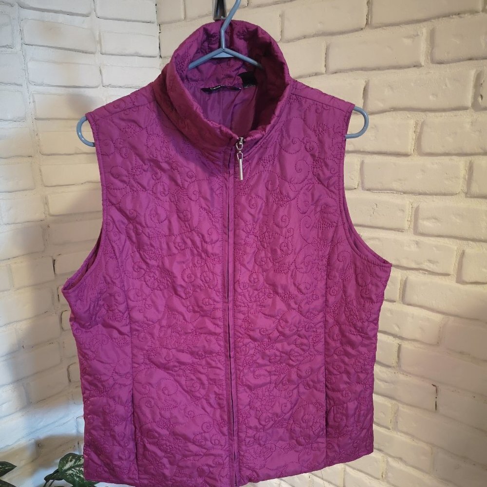 George Ladies Size Large Purple Lightweight Full Zip Lined Quilted Vest